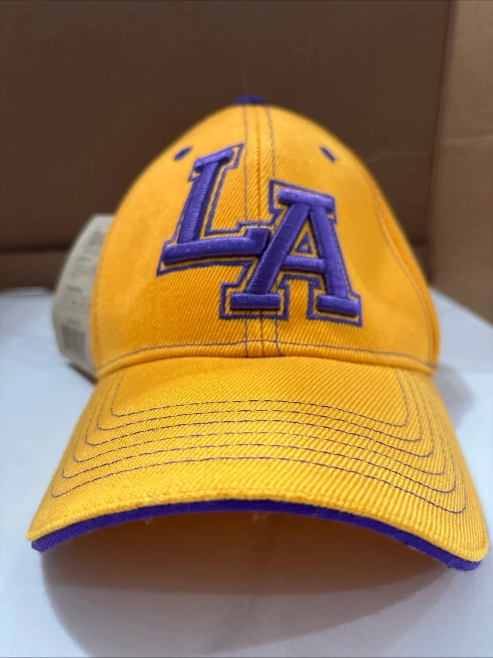 N/A la embroidered